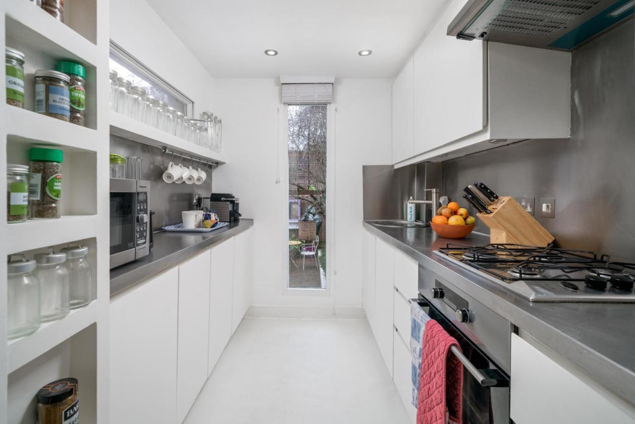 Captivating Apartment In Shepherds Bush London Eksteriør billede